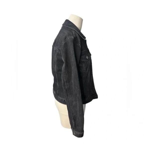 Abercombie & Fitch black Washed Denim Jacket in Small Size - Picture 7 of 8